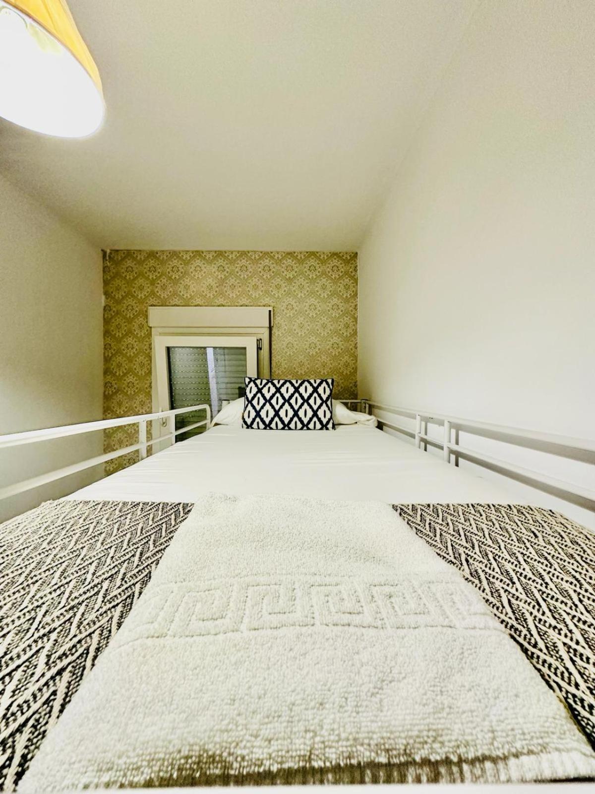 Apartamento Turistico Pizarro Mérida Extérieur photo